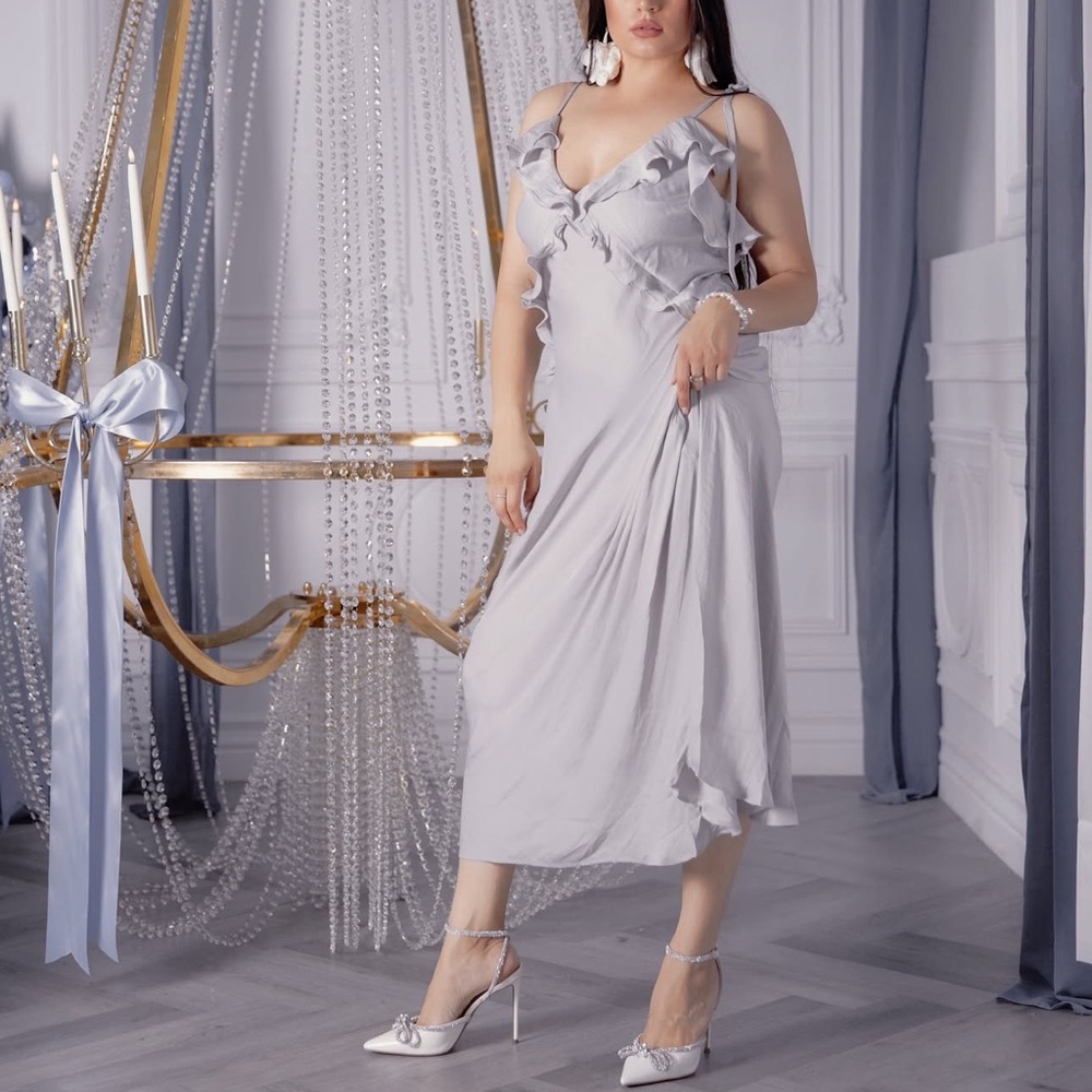 Betsey Johnson Elegant light silver Ruffle Maxi Dress size M